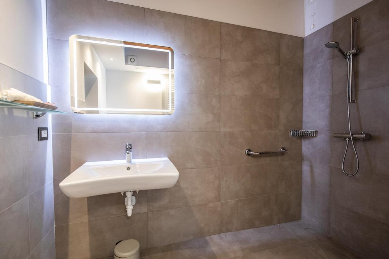 Atmosfere Charme & Country Hotel Borgo San Mauro Ngoại thất bức ảnh